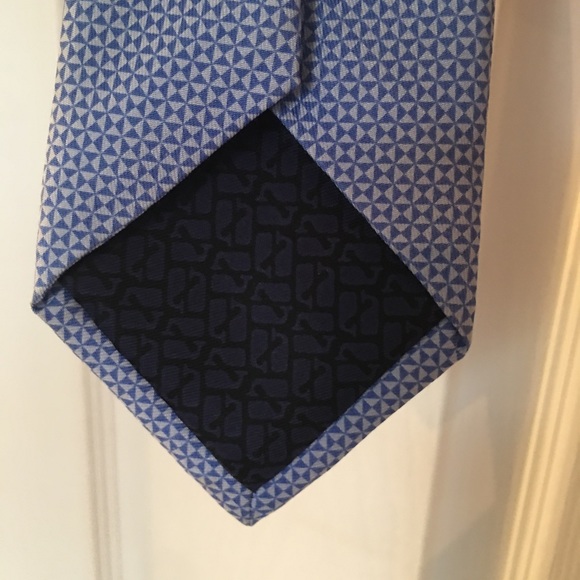 Vineyard Vines tie - Picture 5 of 5